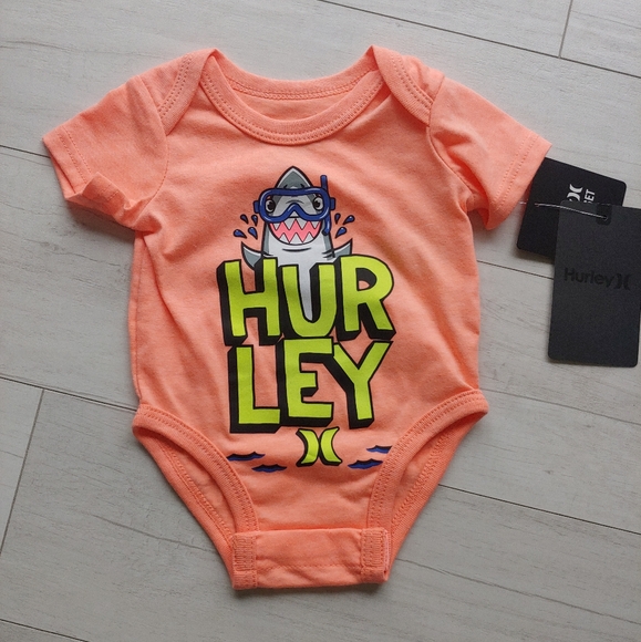 HURLEY NEW Baby Shark Bodysuit & Jogger Sweatpants - Picture 4 of 14